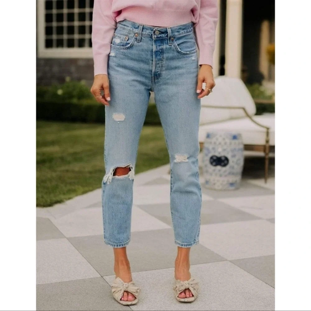Levi's High Rise Light Blue Distressed Straight Jeans